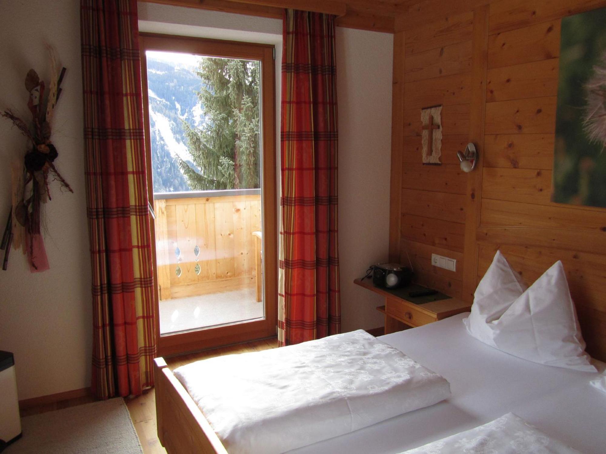Haus Lentsch Apartman Kaunerberg Szoba fotó
